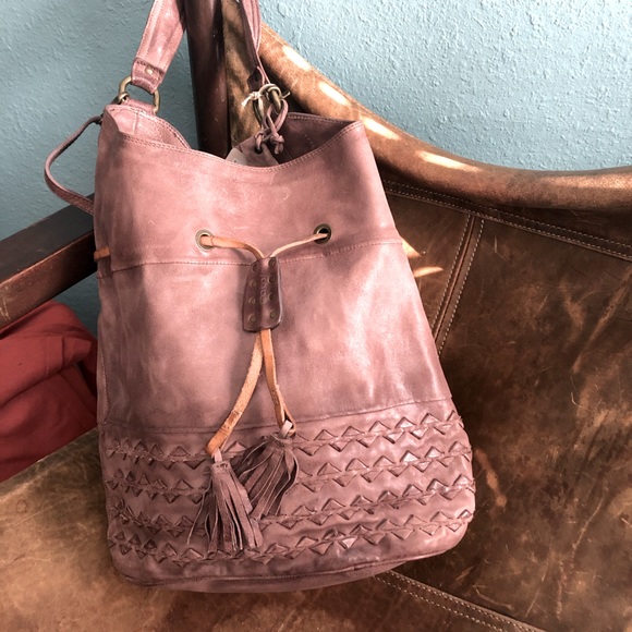 🎉HP🎉 AS98 Free People Jace Drawstring Bucket Bag
